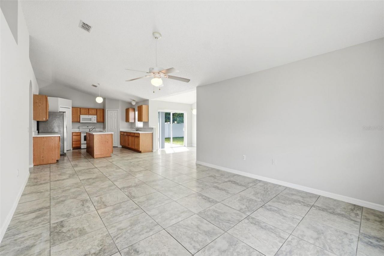955 Louvre Court , Kissimmee, FL 34759 Photo