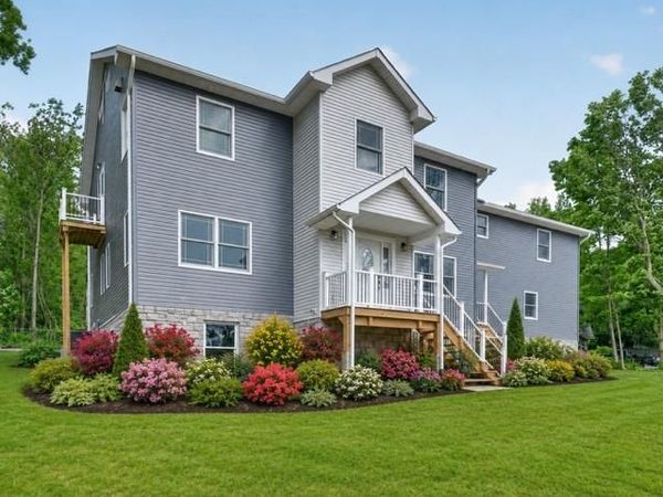 686 Depot Hill Road , Poughquag, NY 12570