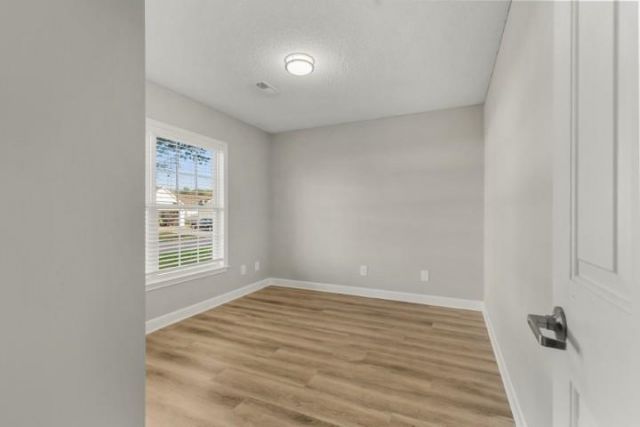 517 Topaz Ave. Photo 4