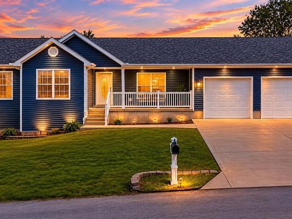 310 Virginia Street, Ste Genevieve, MO 63670