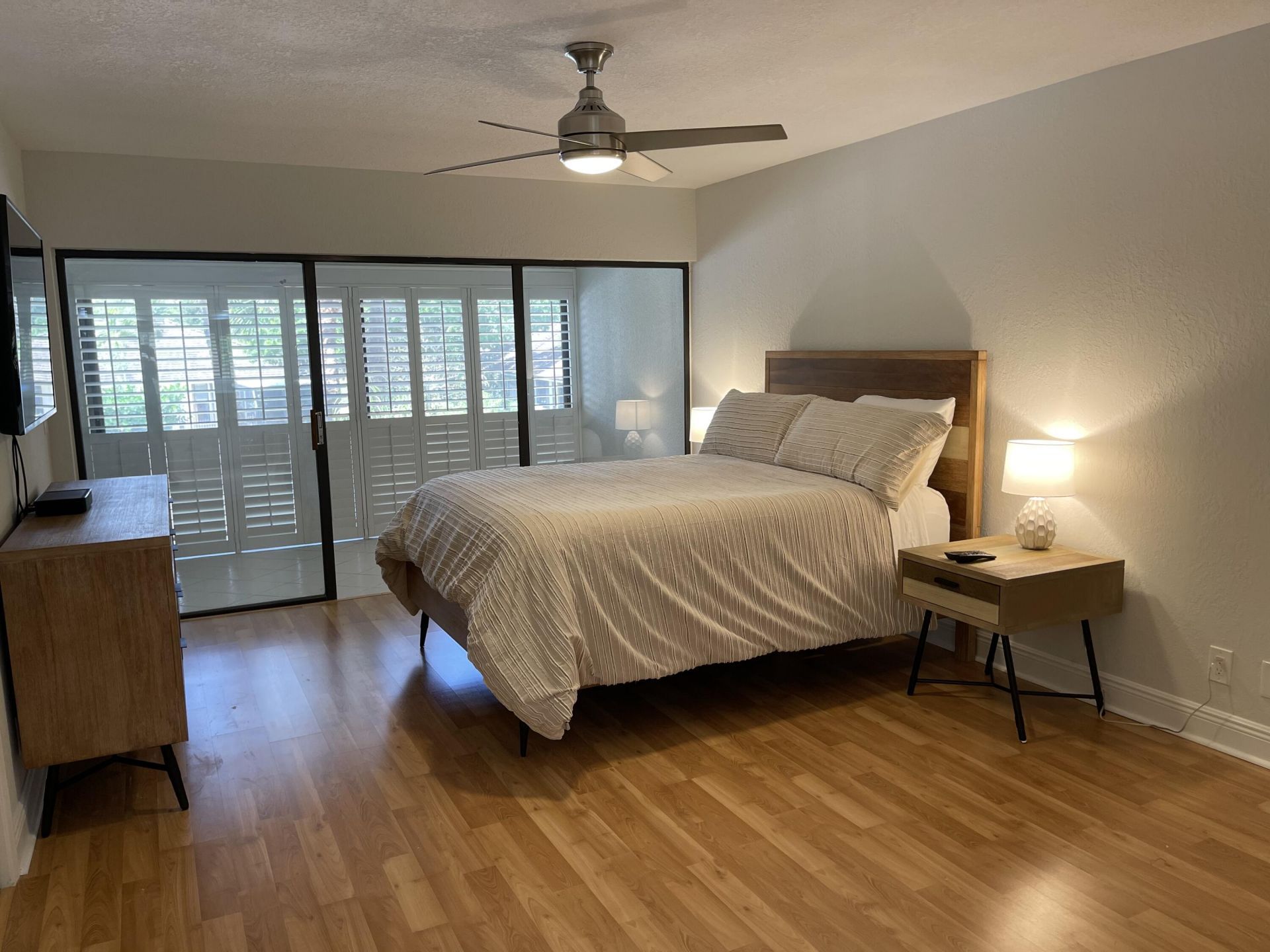 1660 Twelve Oaks Way, Unit 203, North Palm Beach, FL 33408 Photo