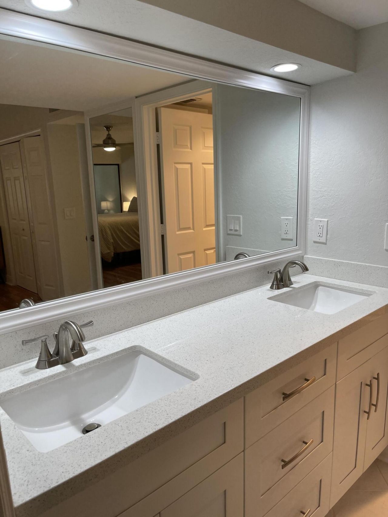 1660 Twelve Oaks Way, Unit 203, North Palm Beach, FL 33408 Photo