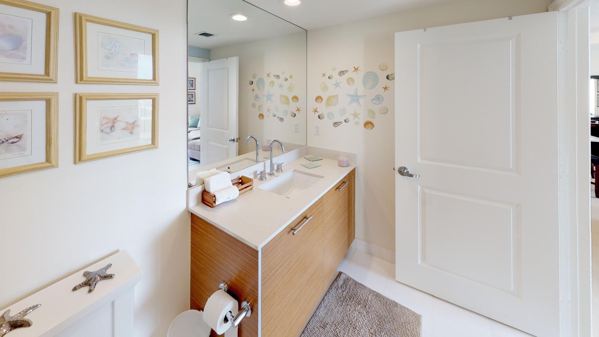 480 Hibiscus Street, Unit 835, West Palm Beach, FL 33401 Photo