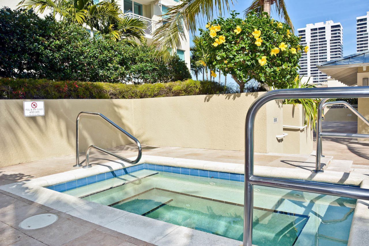 480 Hibiscus Street, Unit 835, West Palm Beach, FL 33401 Photo