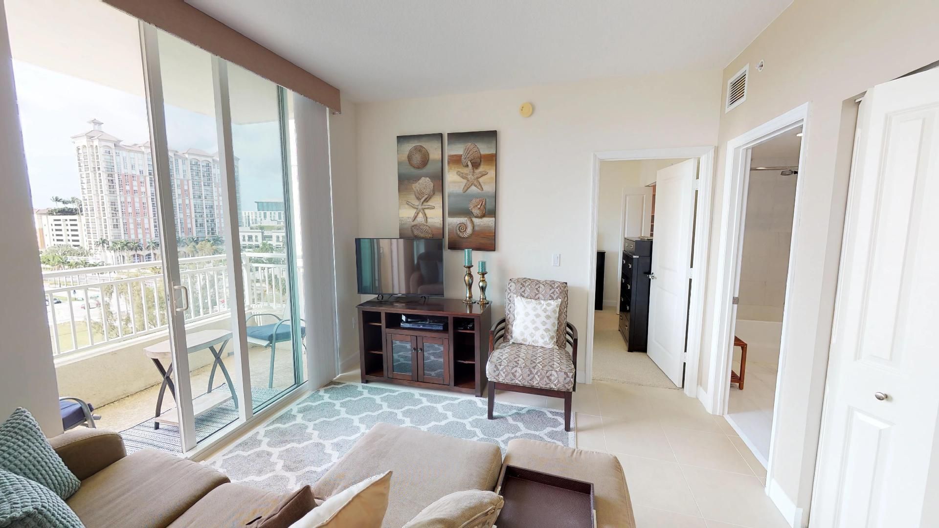 480 Hibiscus Street, Unit 835, West Palm Beach, FL 33401 Photo