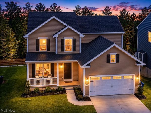 3397 Buckeye Trail , Uniontown, OH 44685