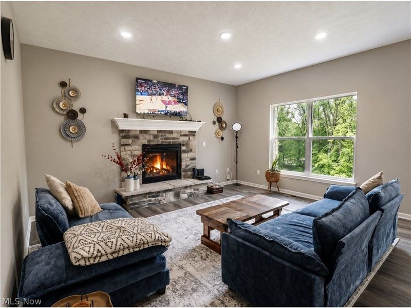 3397 Buckeye Trail, Uniontown, OH 44685 Photo 5