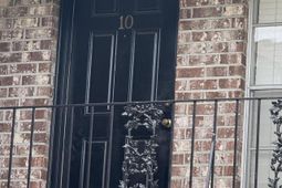 870 Colony Drive photo 4