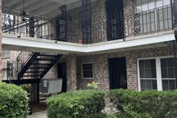 870 Colony Drive photo 4