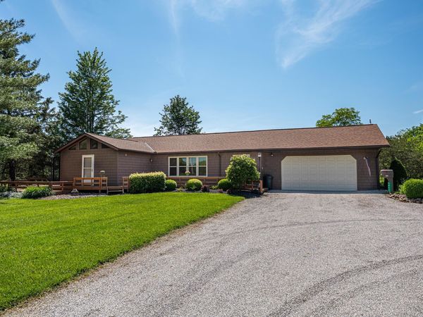 5866 County Road 30, Mount Gilead, OH 43338