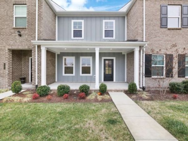 779 Coburg St , Gallatin, TN 37066