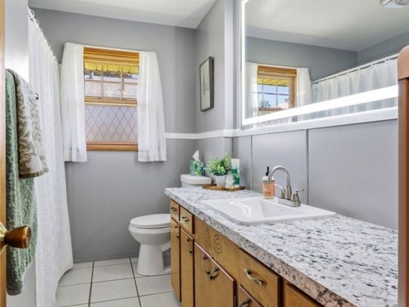 1410 W Valentine , Canton, OH 44708 Photo 13