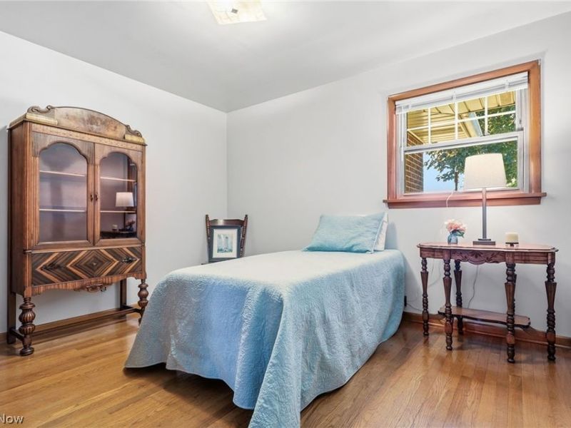 1410 W Valentine , Canton, OH 44708 Photo 14