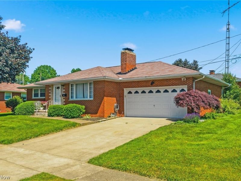 1410 W Valentine , Canton, OH 44708 Photo 2