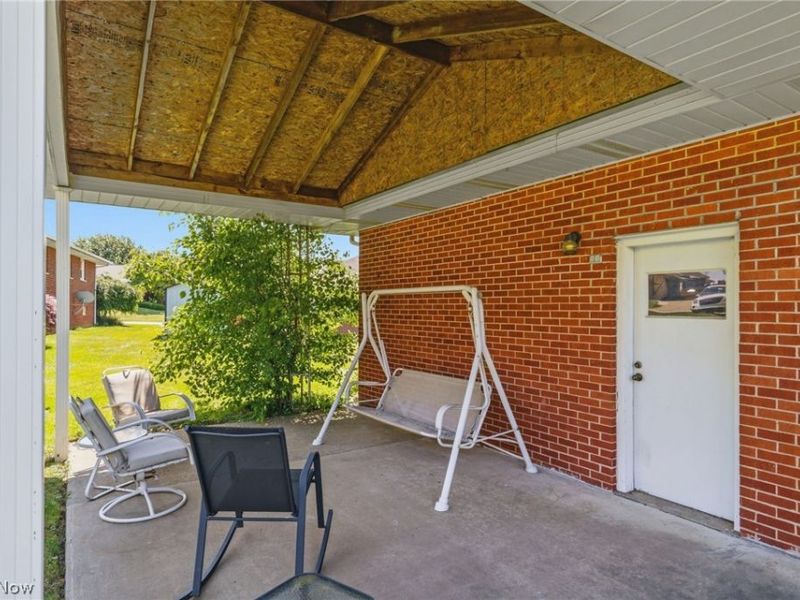 1410 W Valentine , Canton, OH 44708 Photo 23
