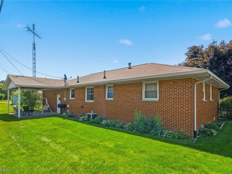 1410 W Valentine , Canton, OH 44708 Photo 25