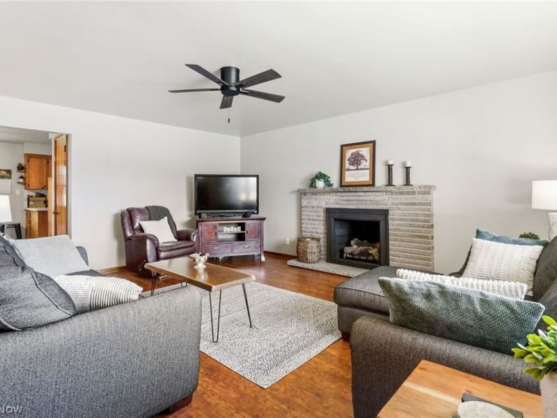 1410 W Valentine , Canton, OH 44708 Photo 7
