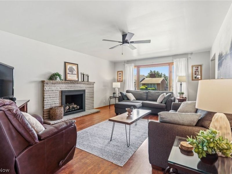 1410 W Valentine , Canton, OH 44708 Photo 8