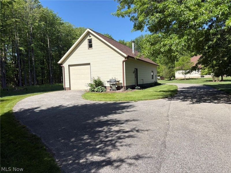 6475 Taylor Road, Painesville, OH 44077 Photo 16