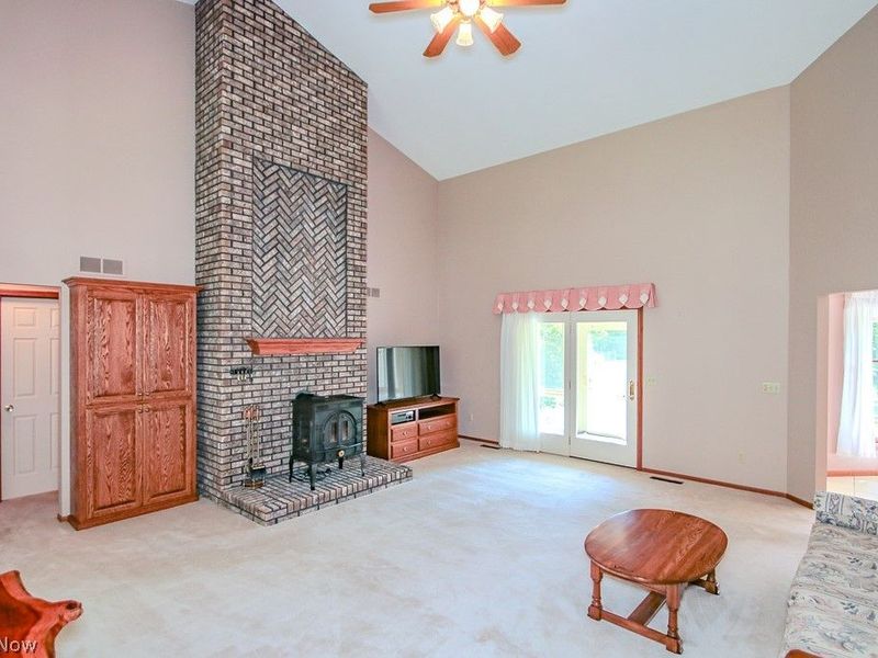 6475 Taylor Road, Painesville, OH 44077 Photo 5