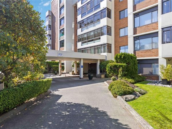 420 Linden Ave , Unit #403, Victoria, BC V8V 4G3