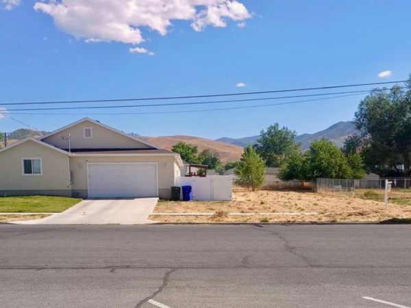 430 E UTAH AVE , Tooele, UT 84074
