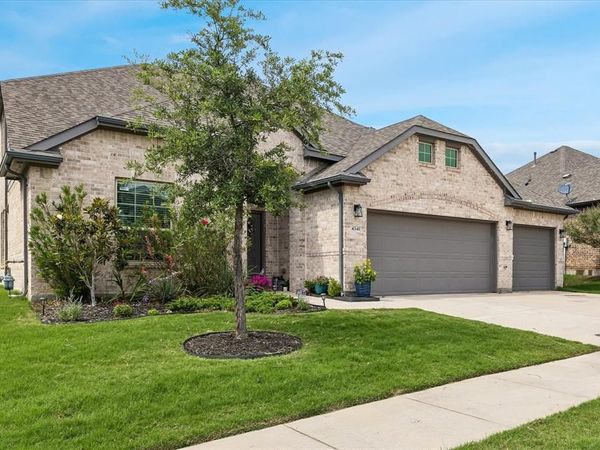 4341 Swallow Drive, Fort Worth, TX 76262
