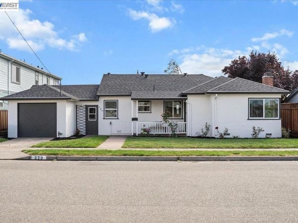 320 Beach Rd, Alameda, CA 94502
