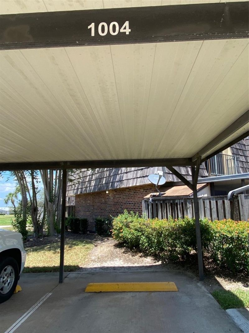1004 Royal Oak Boulevard , Leesburg, FL 34748 Photo