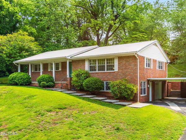2802 NE Elm Drive, Cleveland, TN 37312