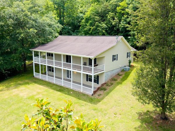 201 Tahlequah Ridge, Hayesville, NC 28904