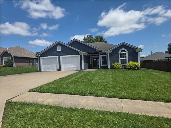 614 S Connor Street, Odessa, MO 64076
