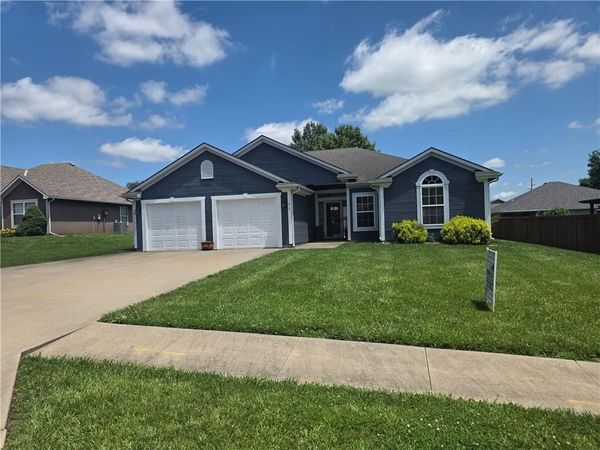 614 S Connor Street, Odessa, MO 64076
