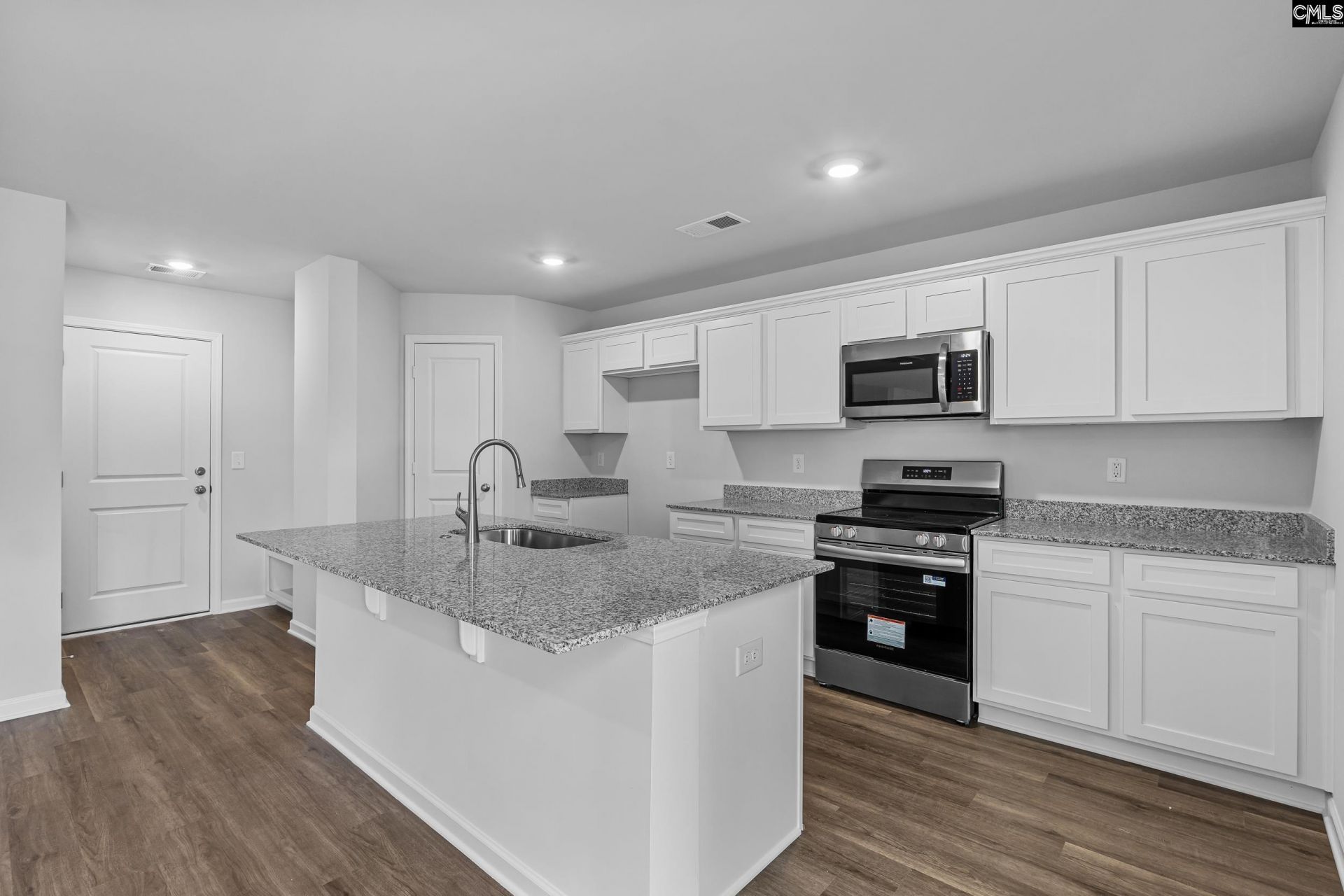 613 Corkscrew Lane  Photo 4