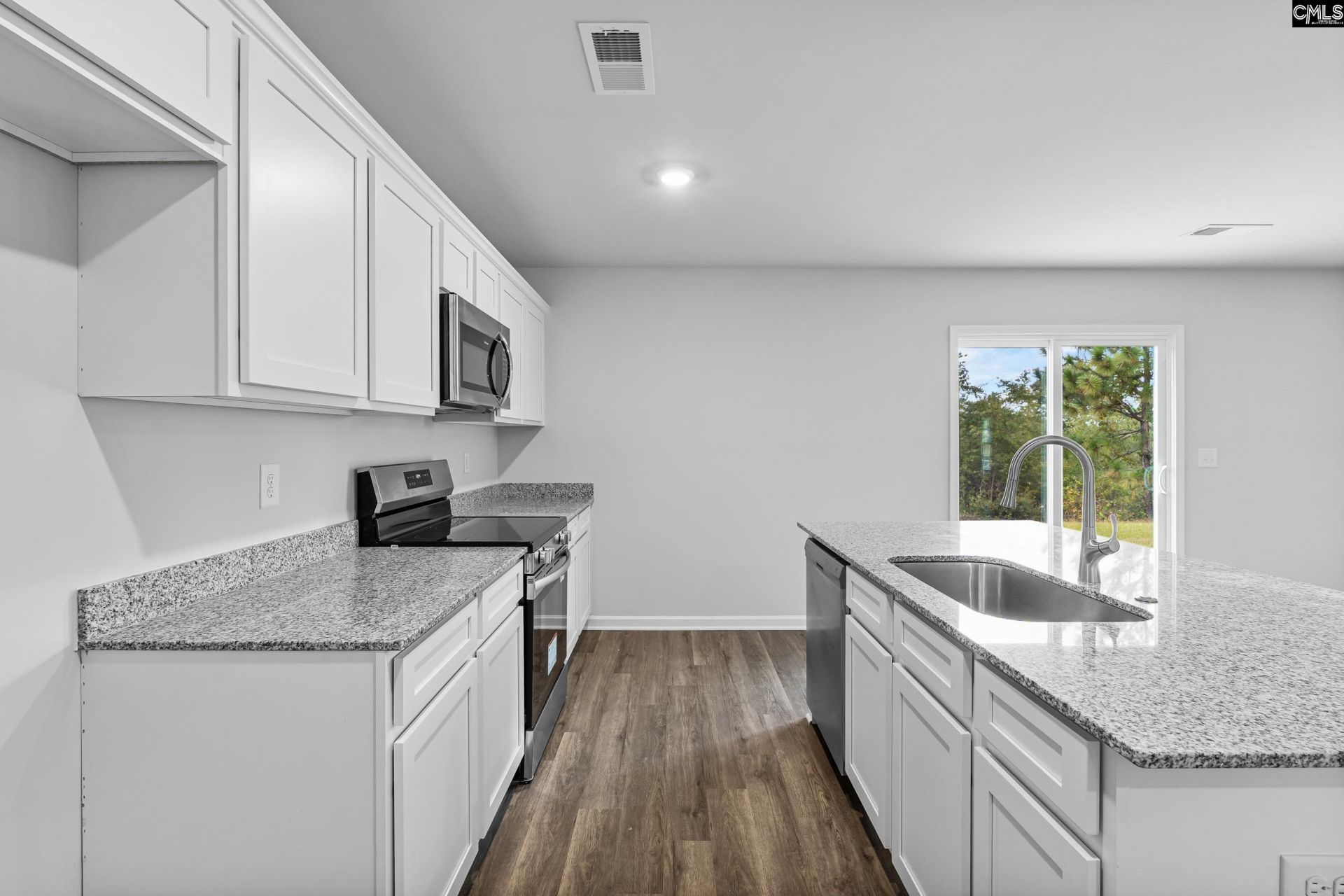 613 Corkscrew Lane  Photo 6