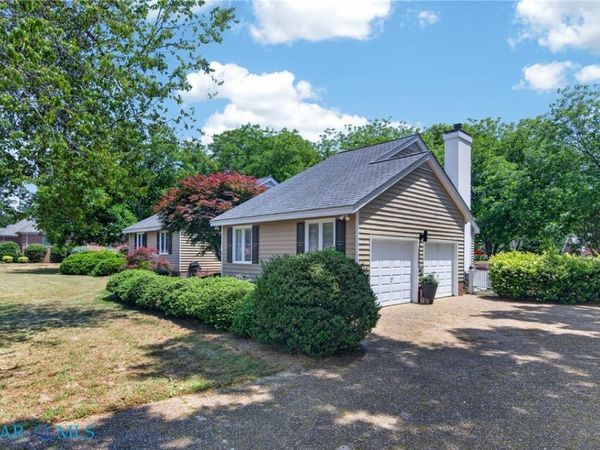 1801 SAWGRASS POINTE Drive, Hayes, VA 23072