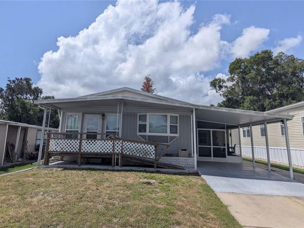526 CASSANDRA LANE , LAKELAND, FL 33809