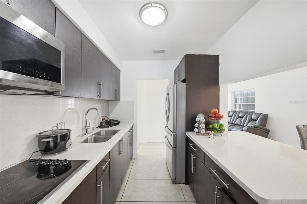 465 E 38th Street , Hialeah, FL 33013 Photo