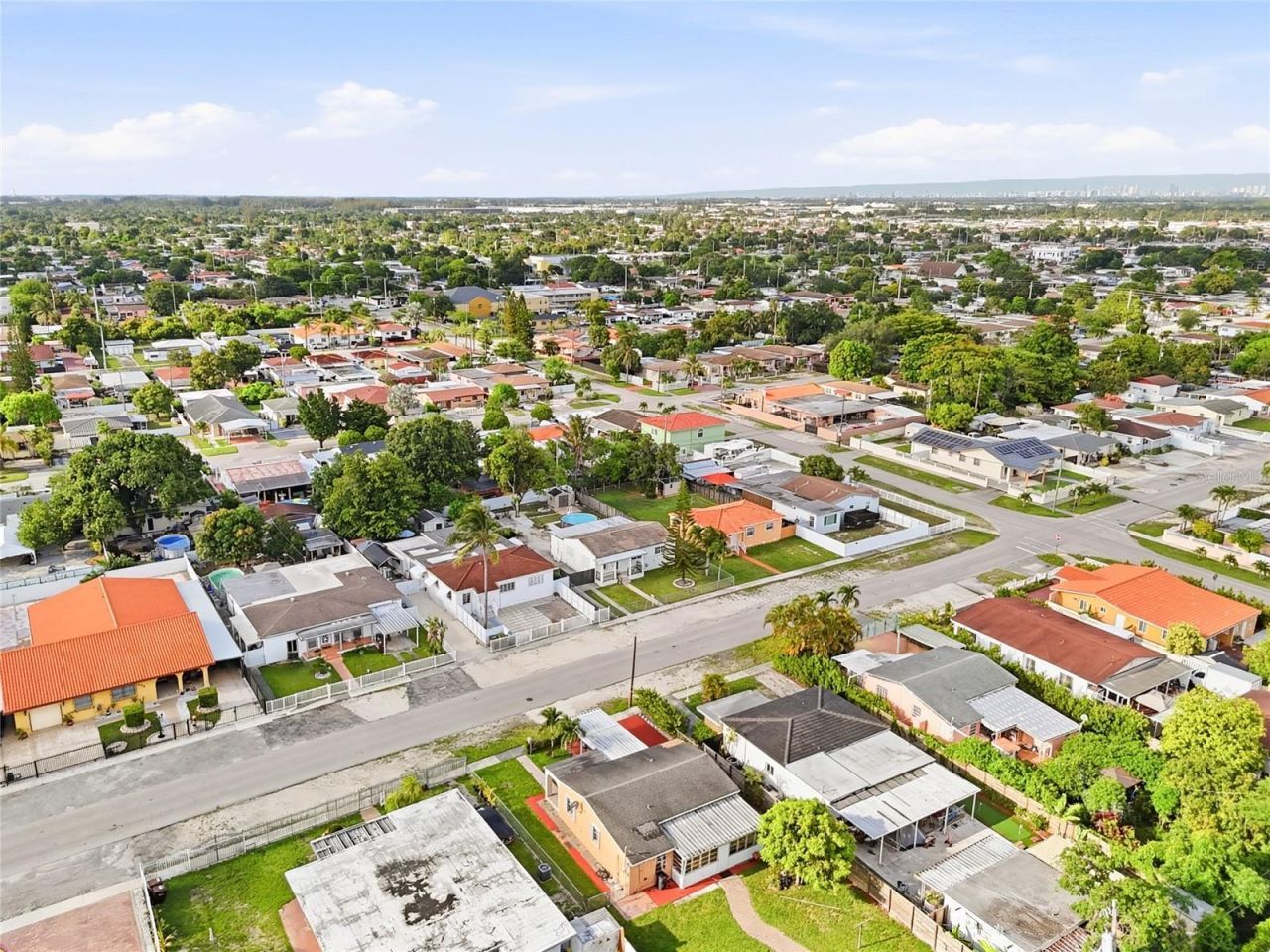 465 E 38th Street , Hialeah, FL 33013 Photo