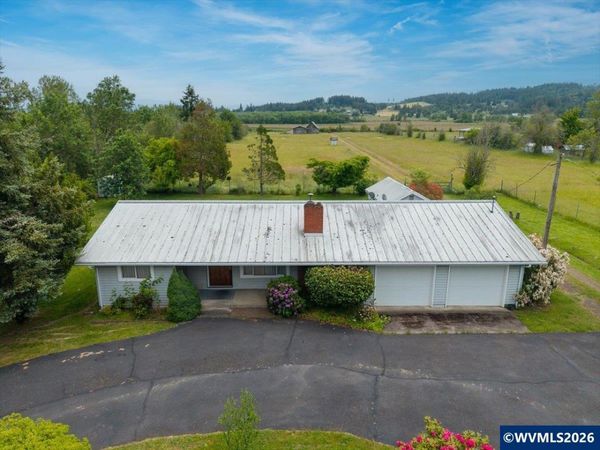 33543 Brewster Rd, Lebanon, OR 97355