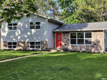 716 N Trade Wind Drive, Peoria, IL 61604