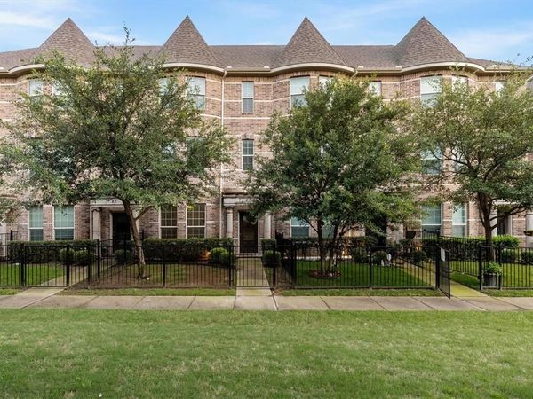 2500 Rockbrook Drive , Unit B83, Lewisville, TX 75067
