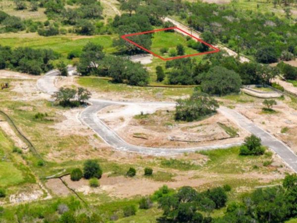 711 N Paleface Ranch RD, Unit 40, Spicewood, TX 78669