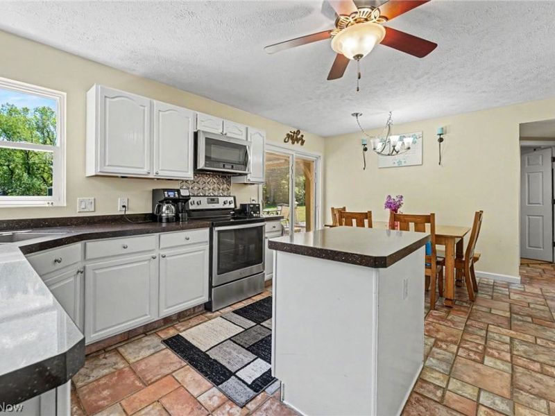 62 Rockaway Drive, Roaming Shores, OH 44085 Photo 19