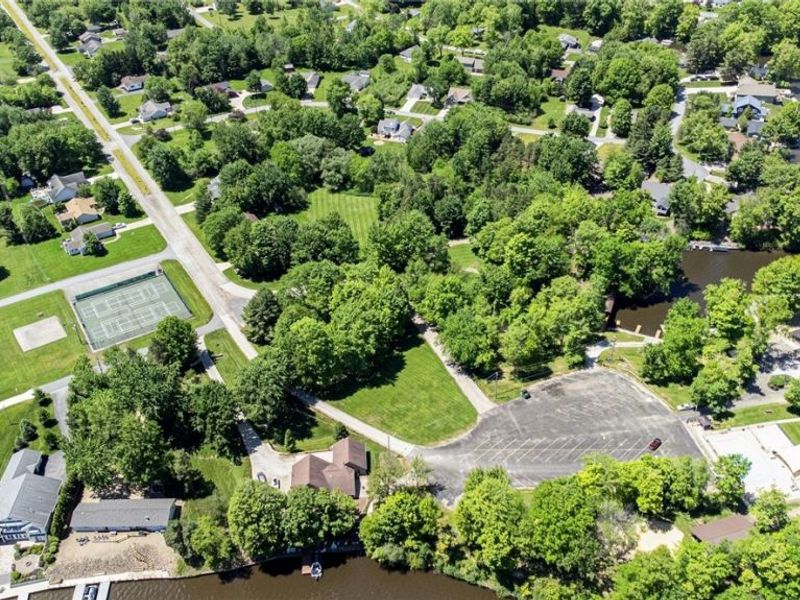 62 Rockaway Drive, Roaming Shores, OH 44085 Photo 7