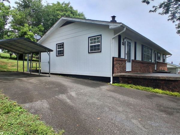 106 Walnut St, New Tazewell, TN 37825