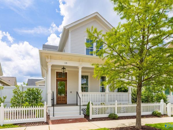 15 Angell Street NW, Huntsville, AL 35806