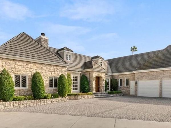 1401 Glen Oaks Boulevard, Pasadena, CA 91105