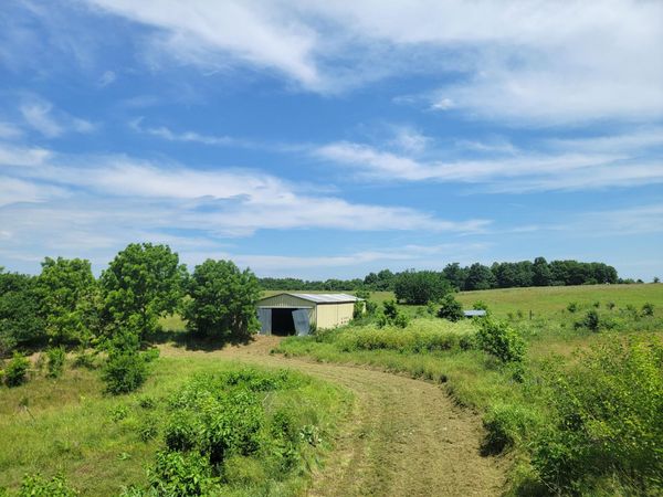 4313 Highway 37 , Pierce City, MO 65723