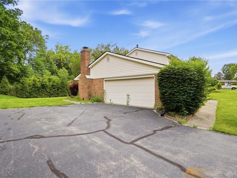 119 W Woodbury Drive, Dayton, OH 45415 Photo 41